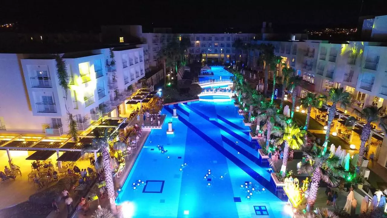 LABLANCHE RESORT_SHABAVIZ (4).jpg